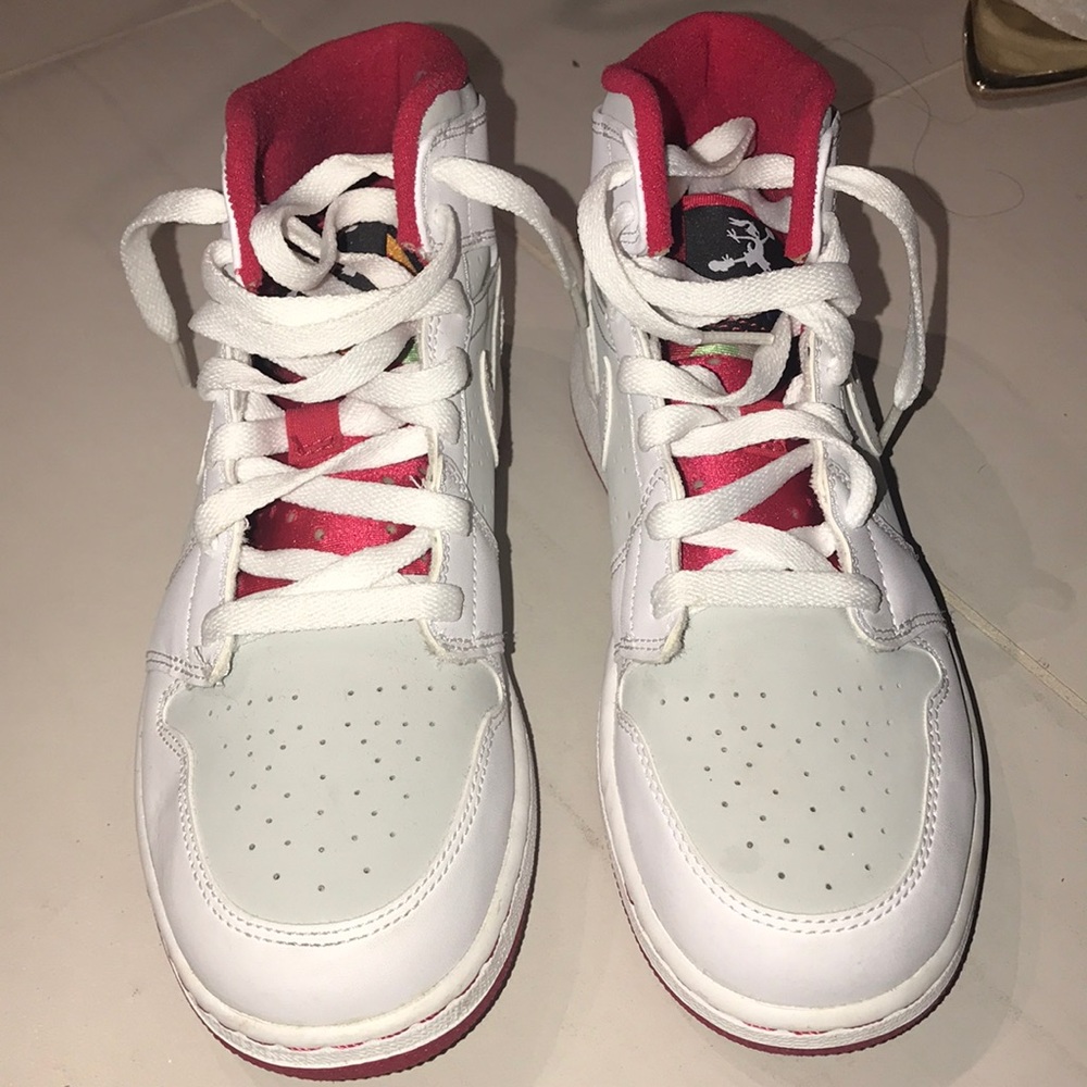 Jordan mid ones high top